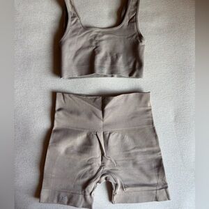 SET Active Set - Taupe